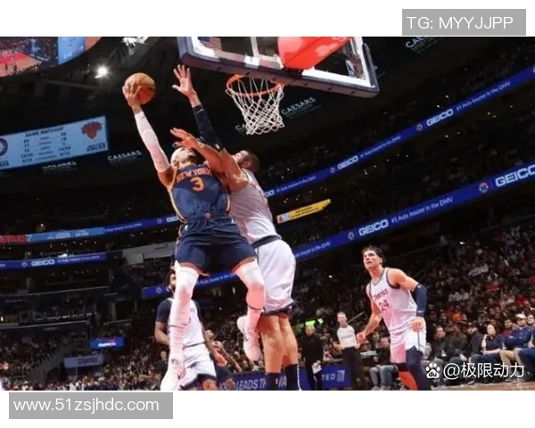 特纳防守无力唐斯强势突破内线轻松得分再显实力