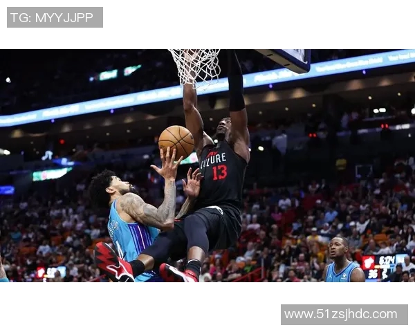 黄蜂交易阿德巴约送小乔克尼佩尔及三首轮选秀权分析