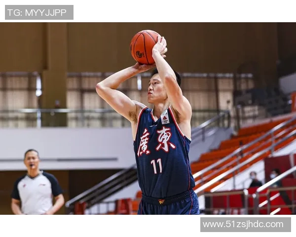 周鹏谈广东生涯初：宏远最差的都是国家集训队 其他都是国家队主力