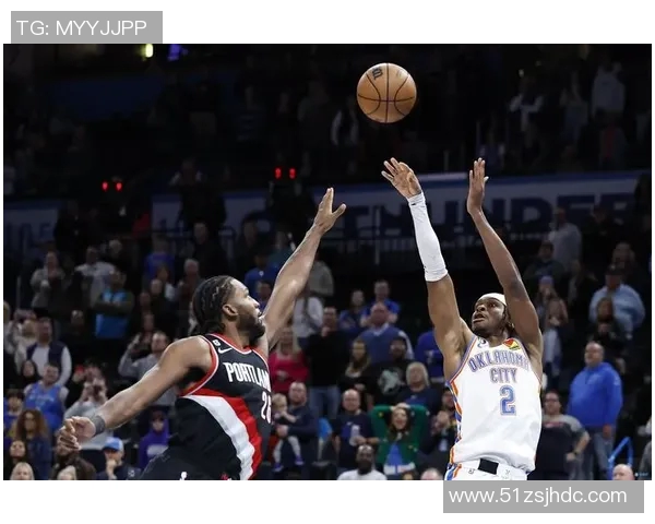 今天来一发?亚历山大赛前练了练中圈三分 今天来一发?亚历山大赛前练了练中圈三分