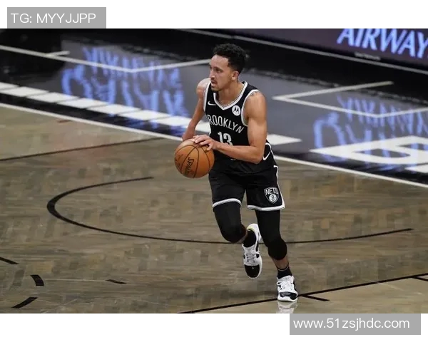 状态回暖！里德上半场7中，第三节4投全中拿到11分